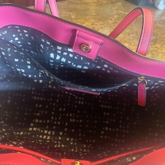 Marc Jacob’s Large Tote - Picture 4 of 6